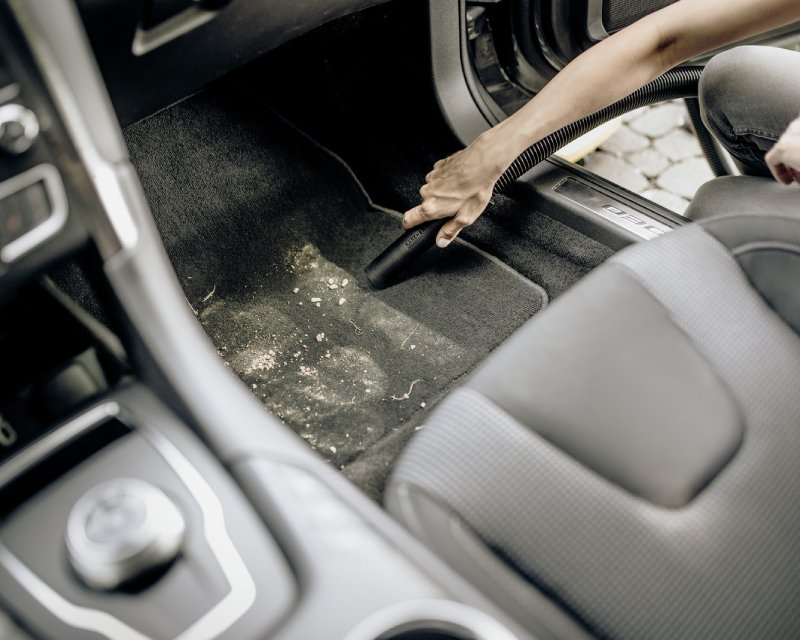 KARCHER KWD 1 (V-12/2/18) Usisivač za suvo i mokro usisavanje