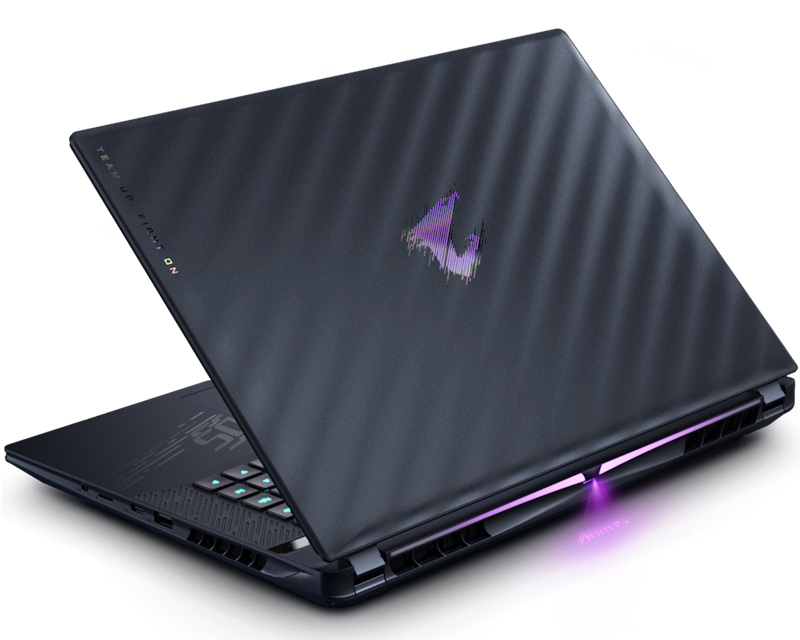 GIGABYTE AORUS MASTER 16 BZH 16 inch QHD+ OLED 240Hz 500nits Core Ultra 9 275HX 64GB 2TB SSD GeForce RTX 5090 24GB RGB Backlit Win11Pro gaming laptop - Slika 5